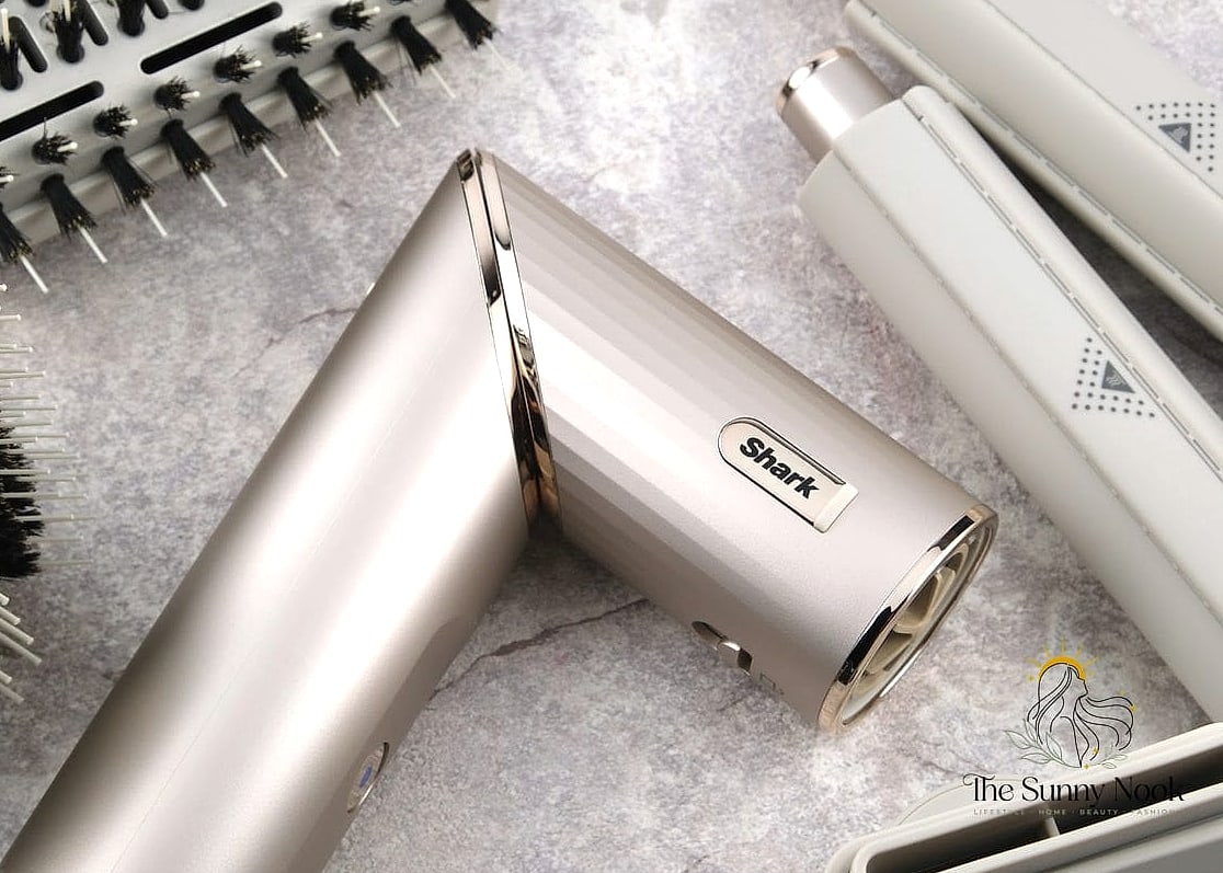 23 Shark Blow Dryer Inspo That's Giving Us Everything 15 Old Money Bouncy Waves