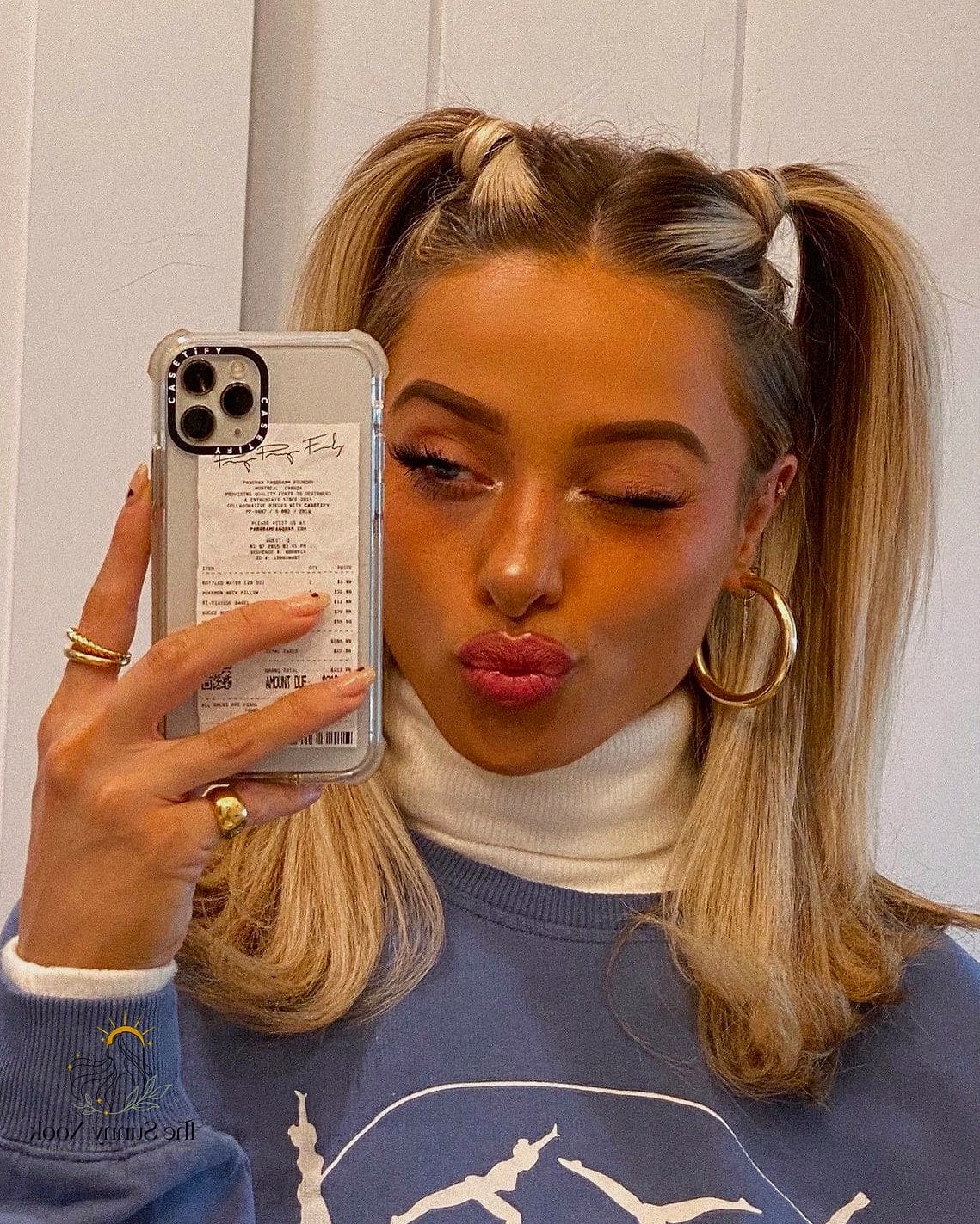 21 Cute Y2K Hairstyles Inspo That's Giving Us Everything 15 Two-Tone Pigtails